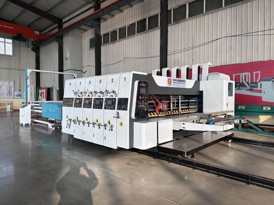 Machine automatique d'impression de boîtes de carton à plaques flexibles pour une production de boîtes de carton précise et rapide