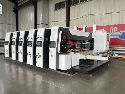 Machine automatique d'impression de boîtes de carton à plaques flexibles pour une production de boîtes de carton précise et rapide