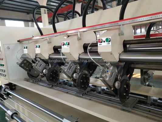 Machine automatique de ligne de production de carton ondulé à 2 3 5 couches pour la fabrication