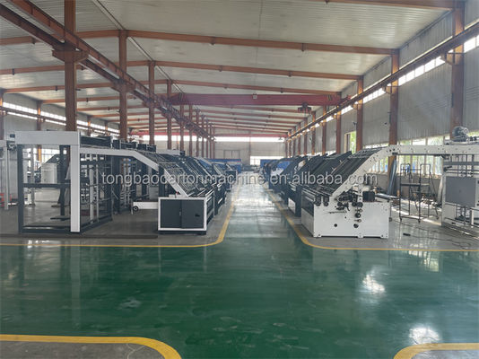Machine à laminer à la flûte pour la fabrication de cartons en carton