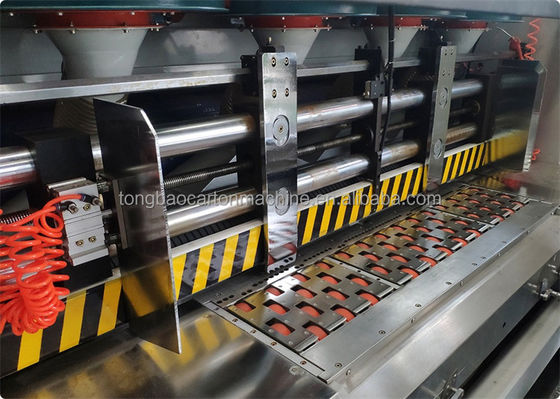 Transfert de vide haute définition Moteur mobile de type 6 couleurs d'impression Flexo à fente machine à découper les matrices