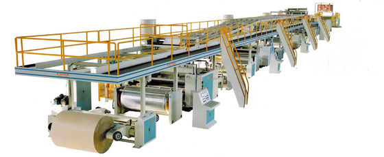 Cartons Type d'emballage Carton ondulé Équipement de fabrication 3/5/7 Ligne de production de couche
