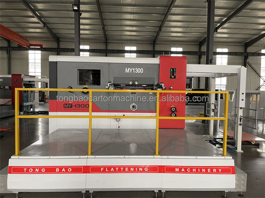 Machine de découpage automatique de haute précision 1500 pour la production de boîtes de carton