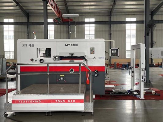 Machine de découpe et de creusement de boîte ondulée personnalisable pour votre chaîne de production