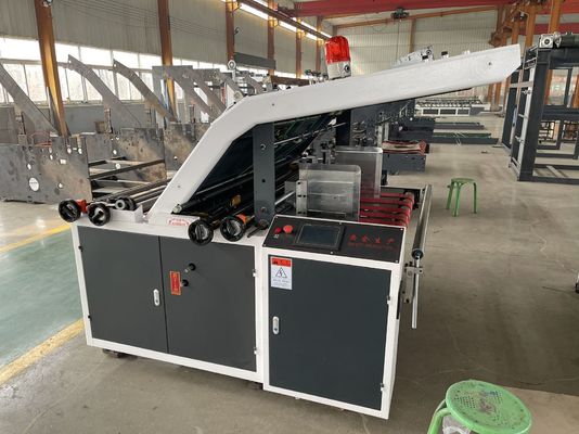 Taille maximale du papier 1600*1250 Machine de laminage semi-automatique pour carton ondulé