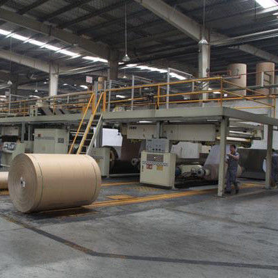 120 m/min Automatique à grande vitesse ligne de production de carton en carton ondulé 3/5/7 couches