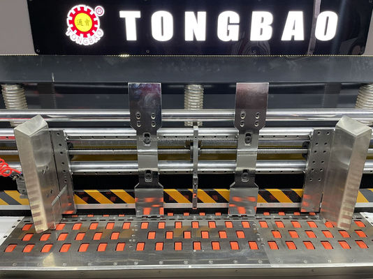 Boîtes ondulées de machines à dossiers Gluer en ligne avec 2/3/4 couleur d'impression à grande vitesse Flexo