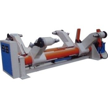 Machine de fabrication de boîtes ondulées de 1500 mm personnalisable avec support hydraulique pour rouleaux de moulin