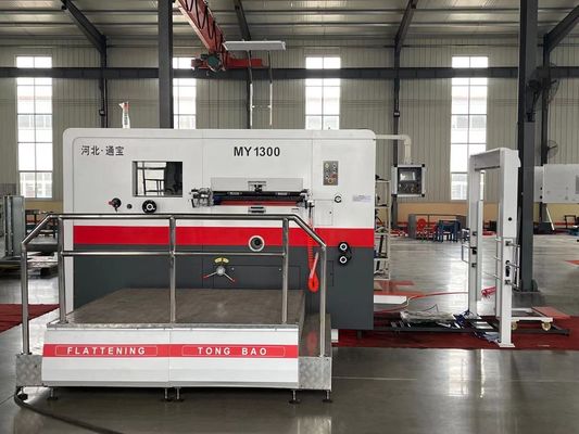 Une efficacité inégalée avec une machine de découpe et de décapage semi-automatique