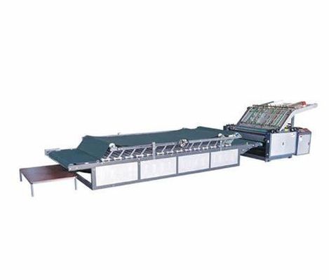 Machine de laminage à flûte semi-automatique pour une intégration facile dans la chaîne de production