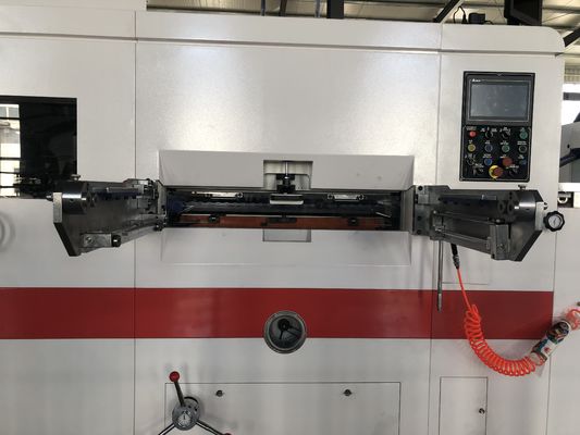 Machine de creusement de boîtes de 500 mm largeur 5500 feuilles/h Capacité de découpe automatique à la matrice