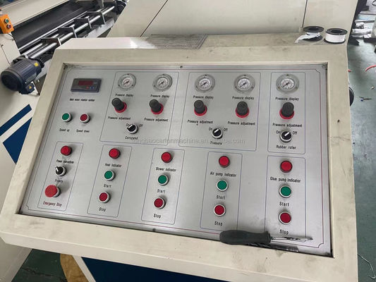 Machine automatique à grande vitesse à facette unique pour l'emballage de cartons