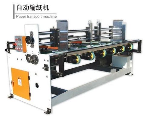 Machine de carton à alimentation automatique avancée pour les emballages précis
