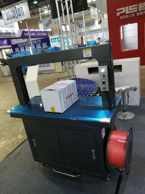 L'emballage à haut volume facilité avec la machine de fixation automatique de PP à pression supérieure