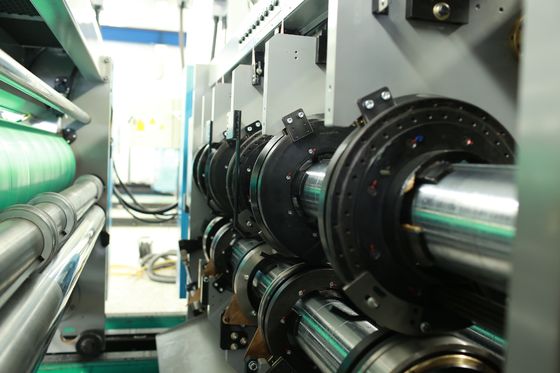 Machine d'impression à haute définition 4 couleurs Flexo avec équipement rotatif parfait