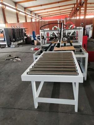 380 V Tongbao Collage automatique en carton ondulé pour coller rapidement et précisément des boîtes