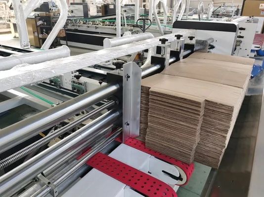 TONGBAO Machine automatique de fabrication de boîtes de carton ondulé pour une production en gros volume